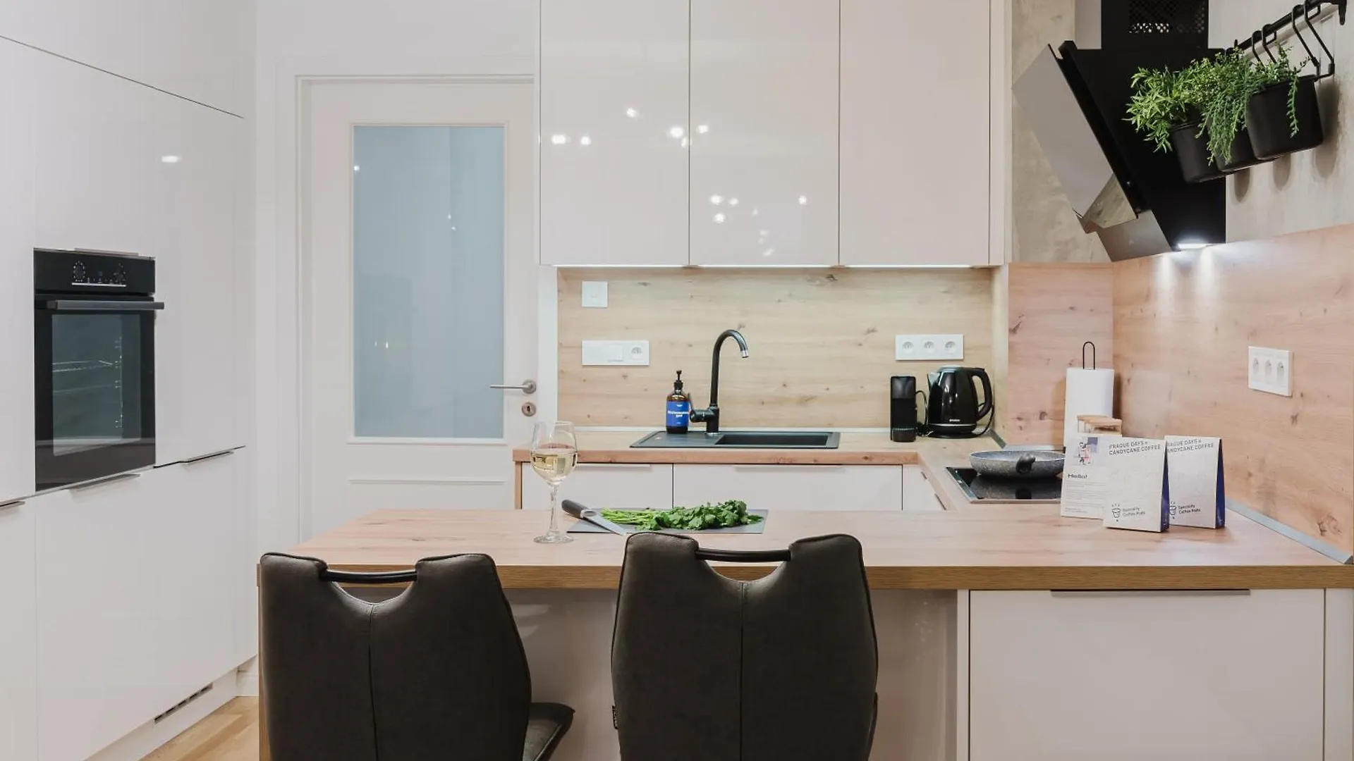 Apartamento Prague Days - 1Bdr Apt - Work Space - Easy City Access República Checa