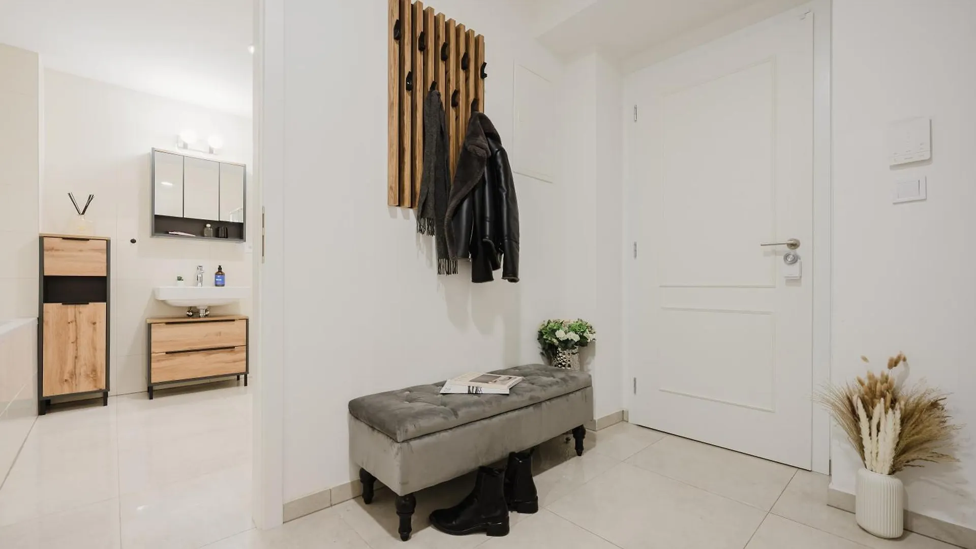 Prague Days - 1Bdr Apt - Work Space - Easy City Access 0*,  צ'כיה